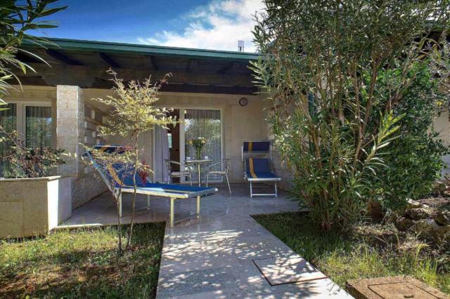 Bi Village Resort pokoje se snídaní - pokoj 1/2 - Fažana -  - C