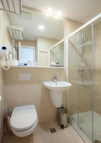 Alga Bluesun hotel - pokoj Standard BP - Tučepi -  - Chorvatsko