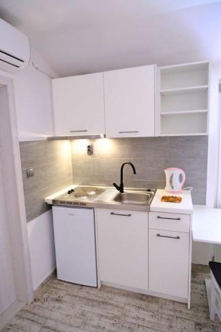 Dalmacija vila - studio pro 2-3 osoby, balkon park - Makarska -