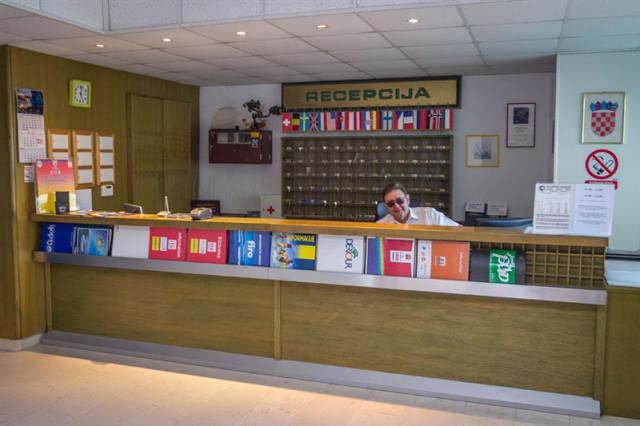 Miran hotel - Pirovac -   - Chorvatsko