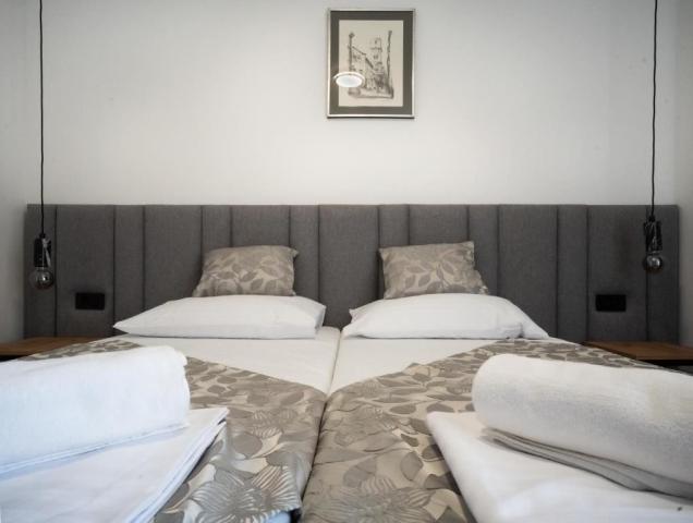 Miran hotel - Superior pokoj renovovaný - Pirovac -   - Chorvat