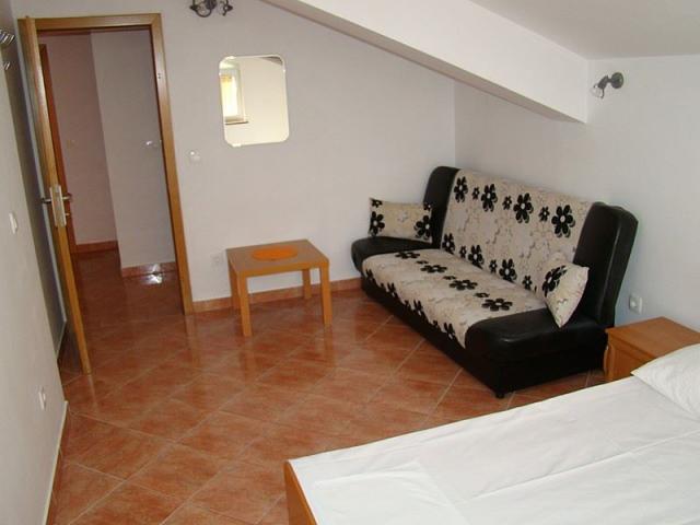 Mirnna vila - P1 - Gradac -   - Chorvatsko