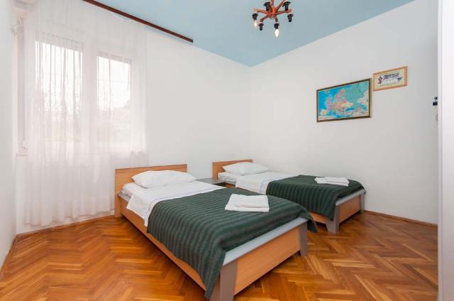 Vulić vila - apartmán pro 6-8 osob - Omiš -  - Chorvatsko