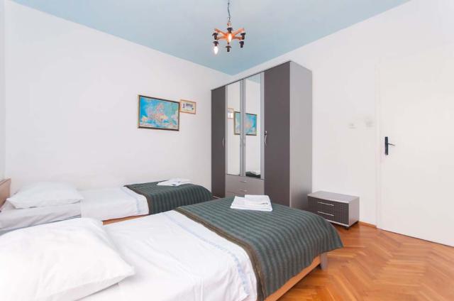 Vulić vila - apartmán pro 6-8 osob - Omiš -  - Chorvatsko
