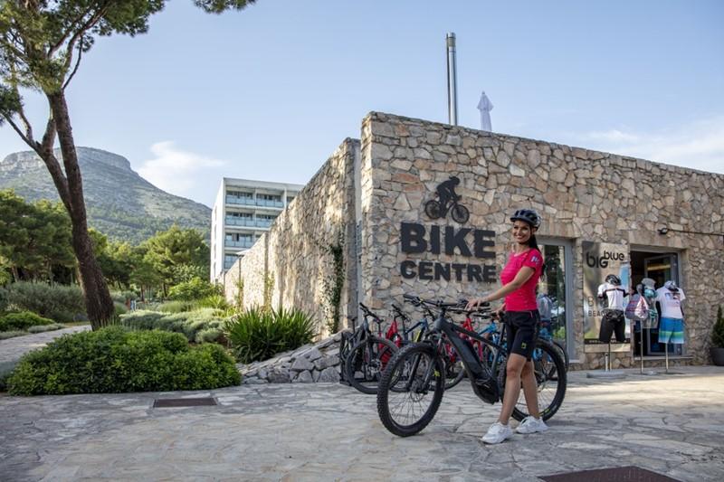 Elaphusa Bluesun hotel - Bol (ostrov Brač) - - Chorvatsko