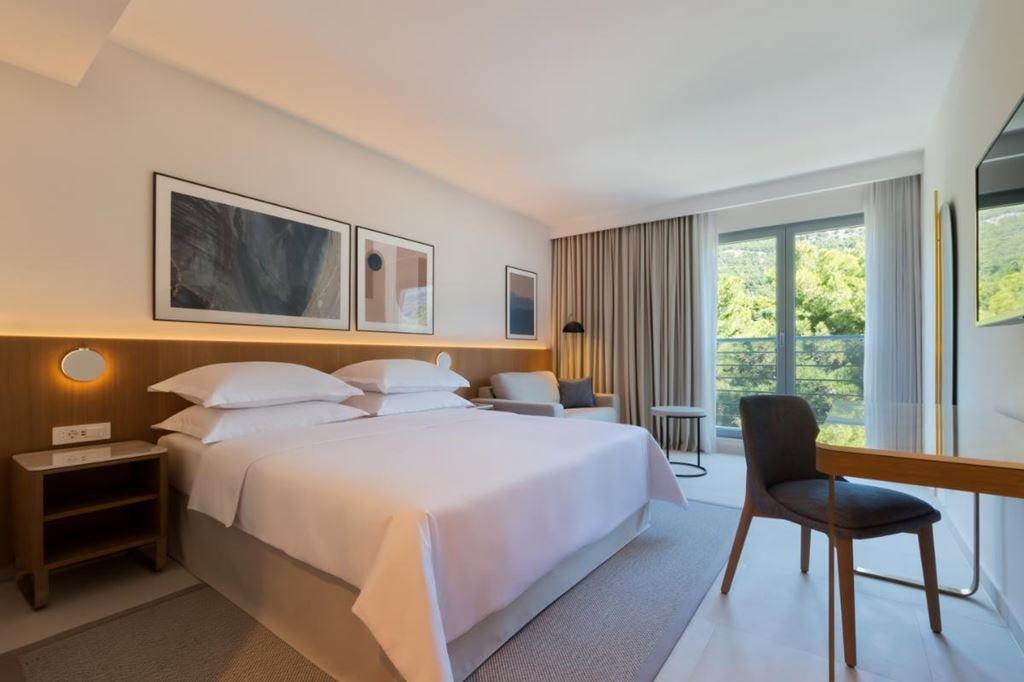 Elaphusa Bluesun hotel - pokoj Superior - Bol (ostrov Brač) -