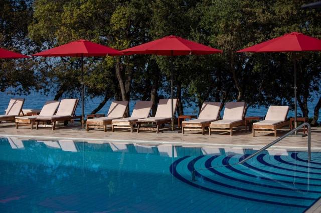 La Luna Island hotel - venkovní bazén - Jakišnica (ostrov Pag) 