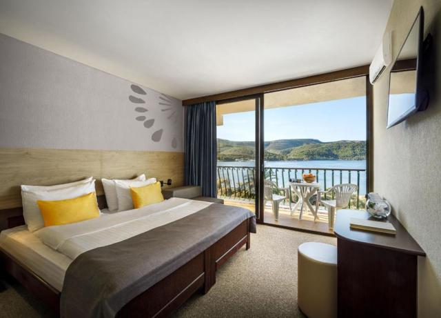 Arkada Sunny hotel - pokoj Classic BM - Stari Grad (ostrov Hvar