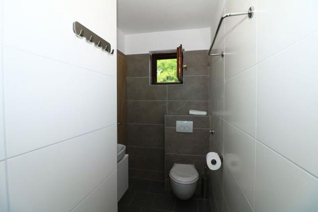 Holiday Village Jezera-Lovišća apartmány - apartmán typ B - Jez