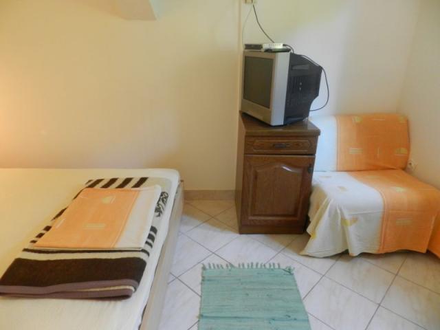 Marušič vila - apartmány - studio pro 3 osoby č. 4 - Brist -   
