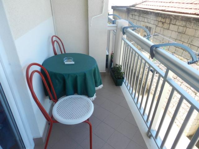 Marušič vila - apartmány - studio pro 3 osoby č. 2 - Brist -   