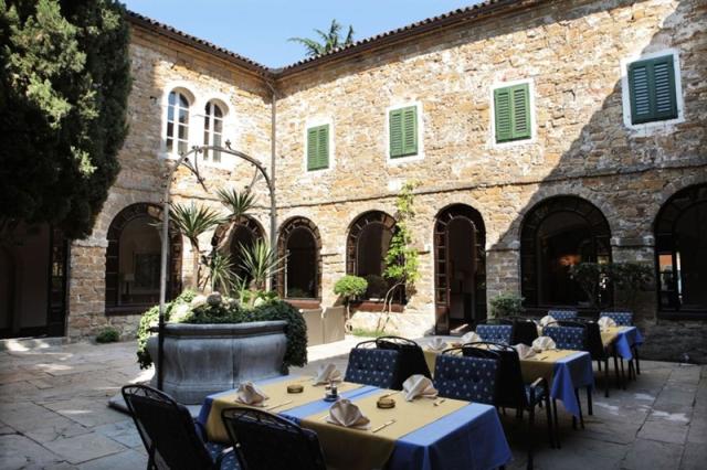 Olive Suites vily - Resort Adria Ankaran - Atrium hotelu Conven