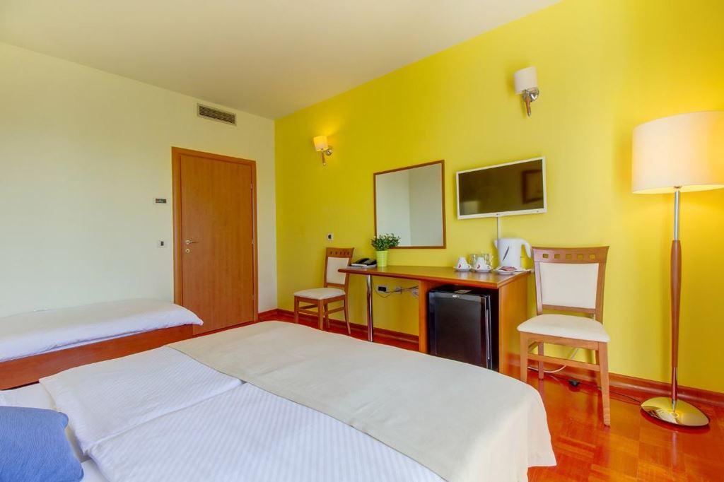 Manora hotel - pokoj Triple - Nerezine (ostrov Lošinj) - - Cho