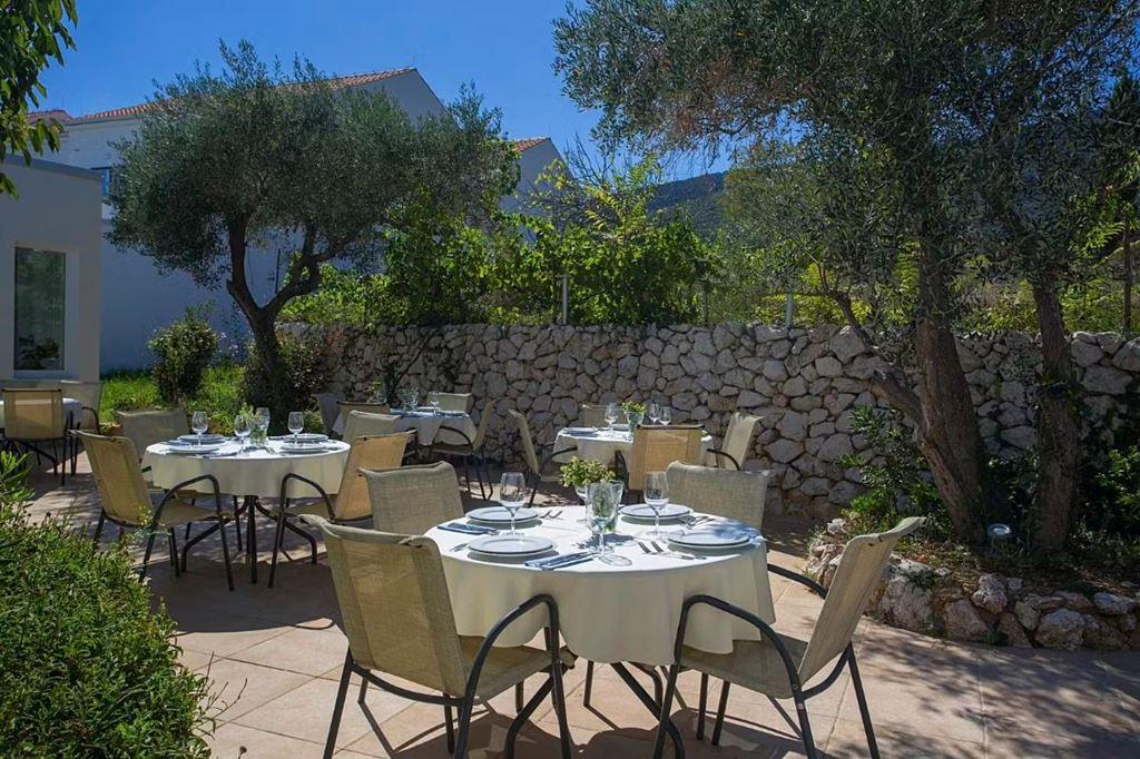 Manora hotel - restaurant Manora - Nerezine (ostrov Lošinj) -