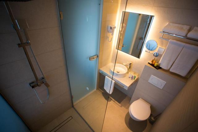 Liberty Plaza hotel - pokoj Deluxe BP - Novalja (ostrov Pag) - 