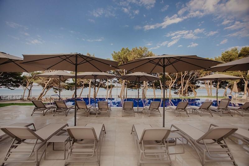 Punta hotel - infinity bazén se sladkou vodou - Vodice - - Cho