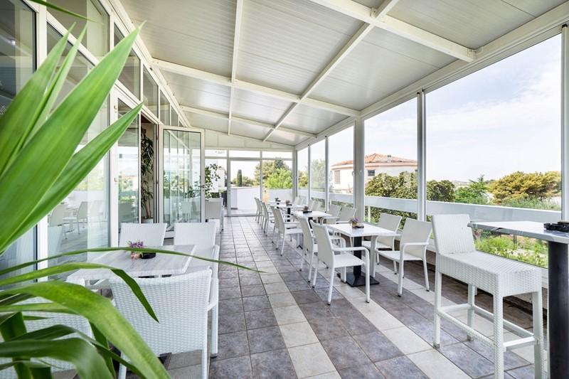 Punta hotel - Aperitiv bar - Vodice - - Chorvatsko