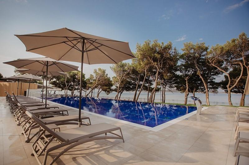 Punta hotel - infinity bazén se sladkou vodou - Vodice - - Cho