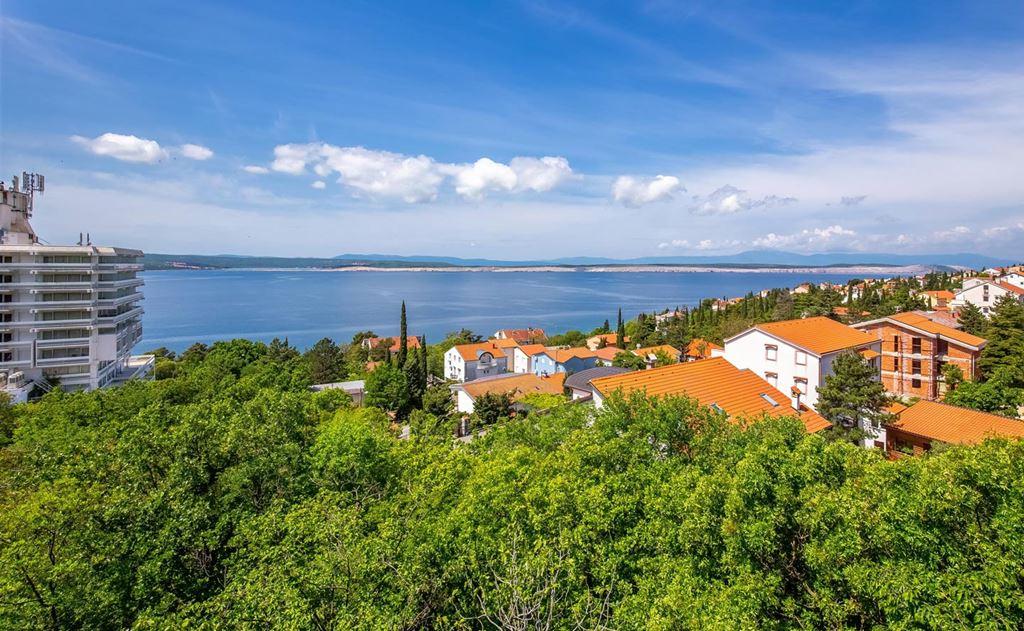 Omorika Annex (pavilony) - Pohled od Annexu Omorika - Crikvenic