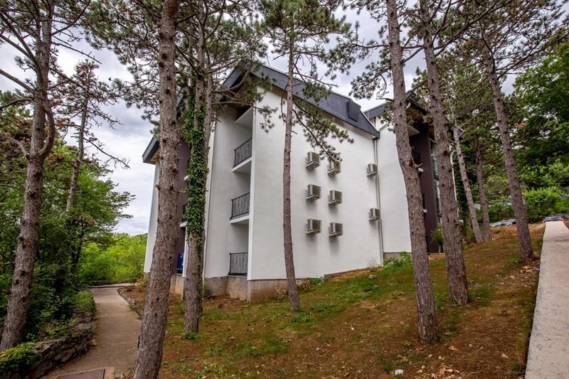 Omorika Annex (pavilony) - Crikvenica - - Chorvatsko