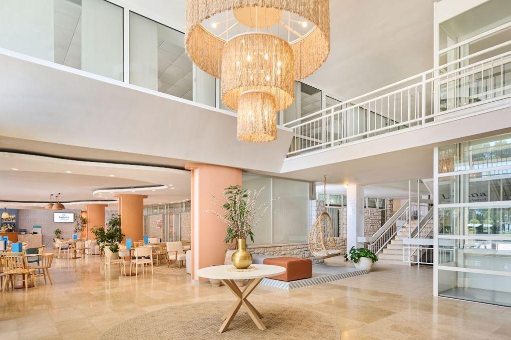 Laguna Maradiso Hotel by Aminess - lobby bar - Novigrad - - Ch