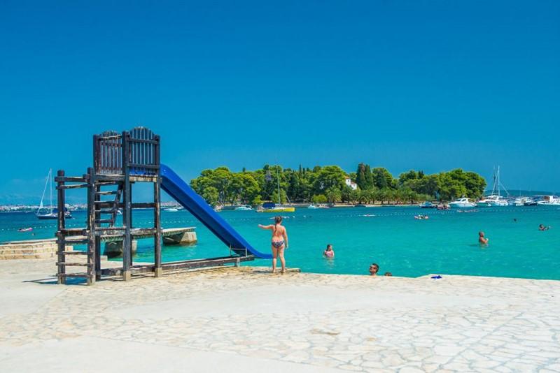 Dalmacija vila - Preko (ostrov Ugljan) - - Chorvatsko