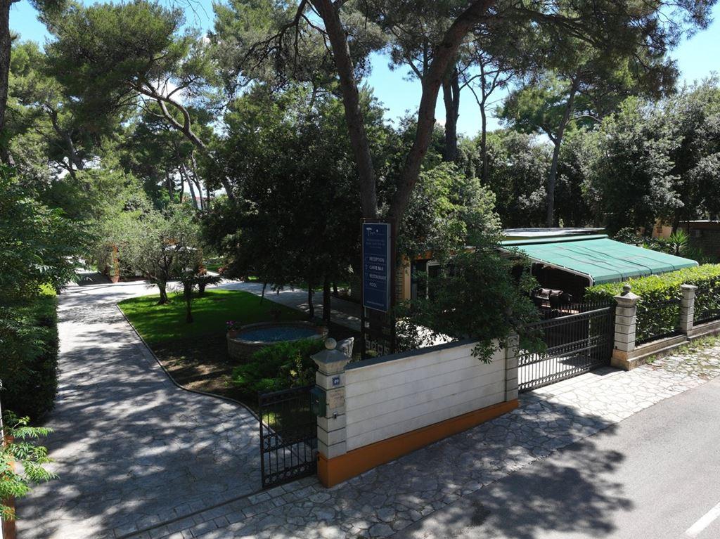 San Antonio Mediteransko Selo - Biograd na Moru - - Chorvatsko