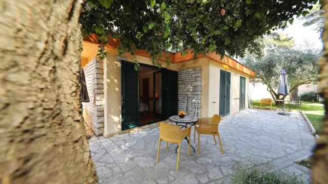 San Antonio Mediteransko Selo - třílůžkový pokoj Superior s mož