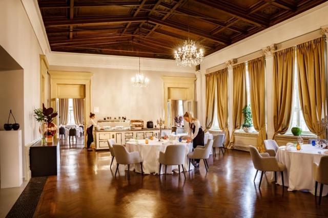 Imperial Heritage hotel - Golden Hall a restaurant - Opatija - 