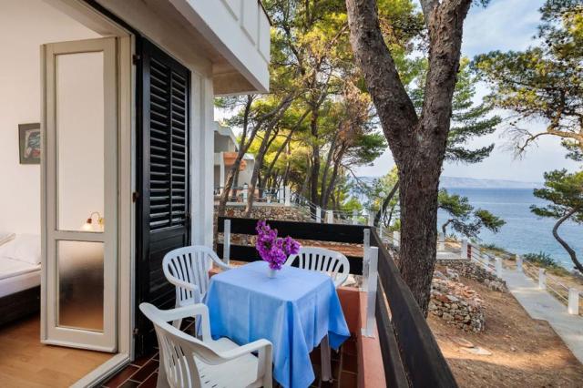 Fontana Resort - apartmány Comfort - studio pro 3 osoby - Jelsa