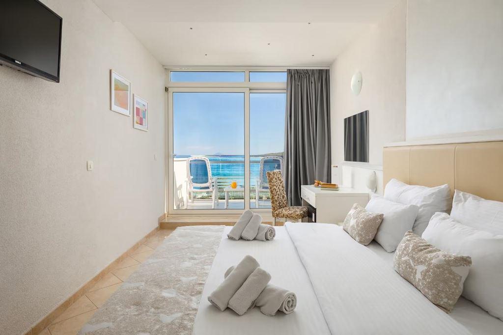 Mimosa Lido Palace hotel - pokoj S2MB - Rabac - - Chorvatsko