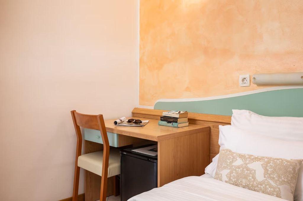 Mimosa Lido Palace hotel - pokoj S1 - Rabac - - Chorvatsko