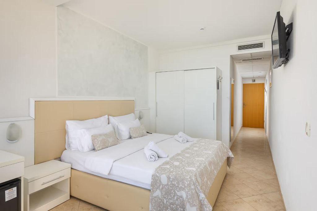 Mimosa Lido Palace hotel - pokoj S2MB - Rabac - - Chorvatsko