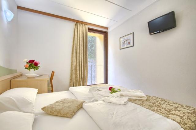 Mimosa Lido Palace hotel - pokoj S2 - Rabac -   - Chorvatsko