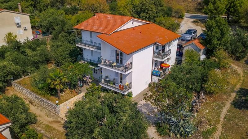 Jure vila - Gradac - - Chorvatsko