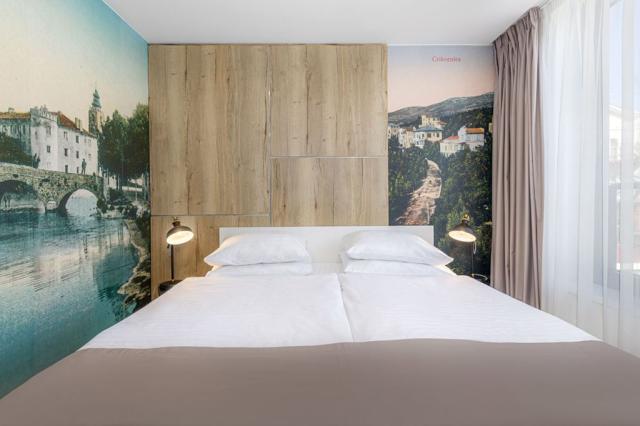 Esplanade Boutique hotel - dvoulůžkový pokoj, Classic, balkon -