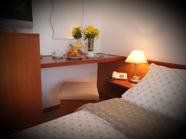 Brzet (pod Omišem) - Brzet hotel - polopenze s nápoji - 