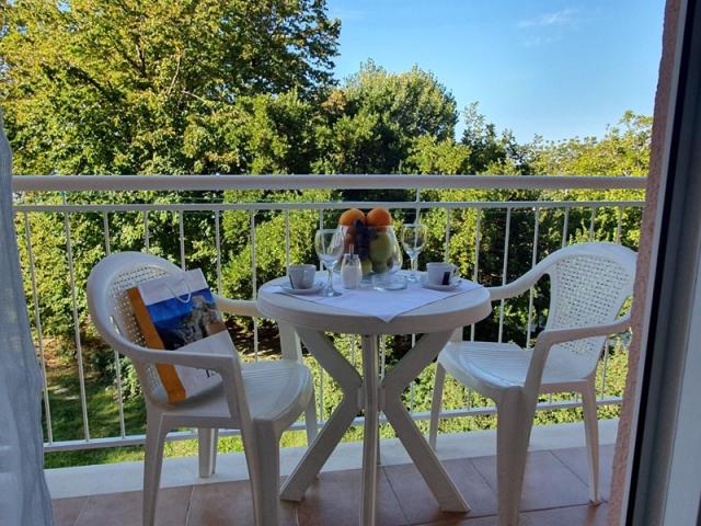 Brzet (pod Omišem) - Brzet hotel - polopenze s nápoji - 