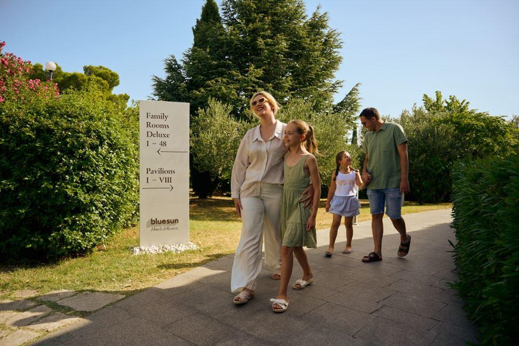 Bonaca Bluesun Holiday Village - Bol (ostrov Brač) - - Chorvat