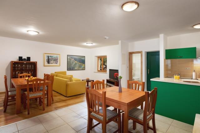 Dubrava vila - Pučišča (ostrov Brač) -  - Chorvatsko