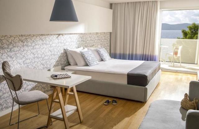 TUI Blue Makarska hotel - pokoj Junior Suite - Igrane -  - Chor
