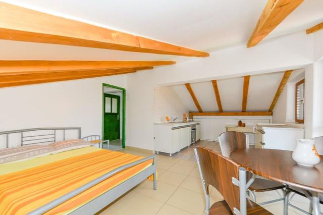 Goga apartmány - apartmán pro 6 osob č. 1 - Novalja (ostrov Pag