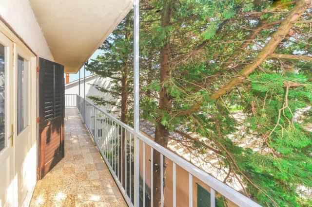 Goga apartmány - apartmán pro 6 osob č. 2 - Novalja (ostrov Pag