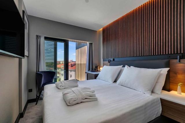 Noemia Boutique hotel - třílůžkový pokoj 1/2+1/1, Standard Fami