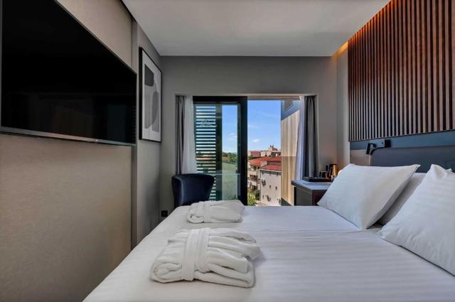 Noemia Boutique hotel - třílůžkový pokoj 1/2+1/1, Standard Fami