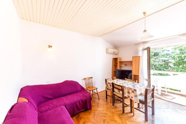 Perica apartmány - apartmán pro 5 osob se 2 ložnicemi, 3. patro