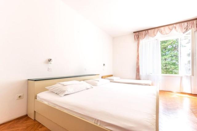 Perica apartmány - apartmán pro 5 osob se 2 ložnicemi, 2. patro