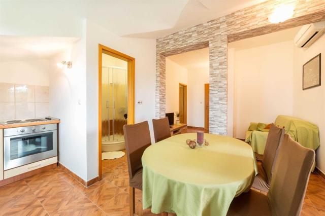 Marina apartmány - Srima (Vodice) -   - Chorvatsko