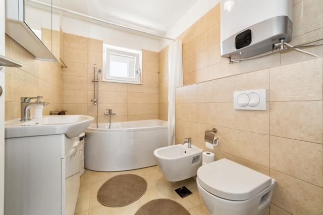 Buzov Holiday Home - Srima (Vodice) -  - Chorvatsko