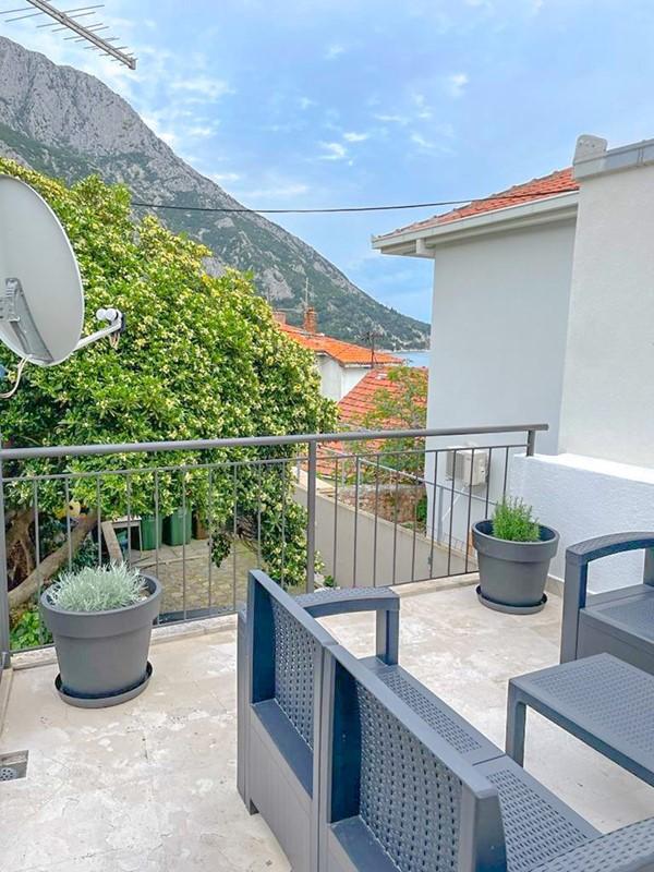 Mari i Kiara vila - apartmán 1/4 - Gradac - - Chorvatsko
